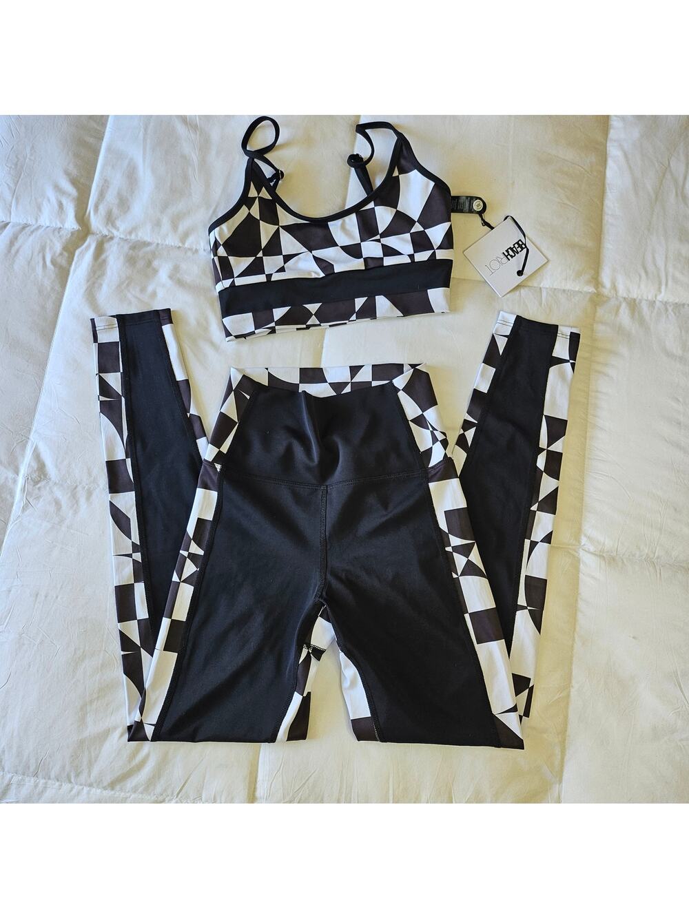 Beach Riot Colorblock Leggings & Sports Bra Set - 70s Geo